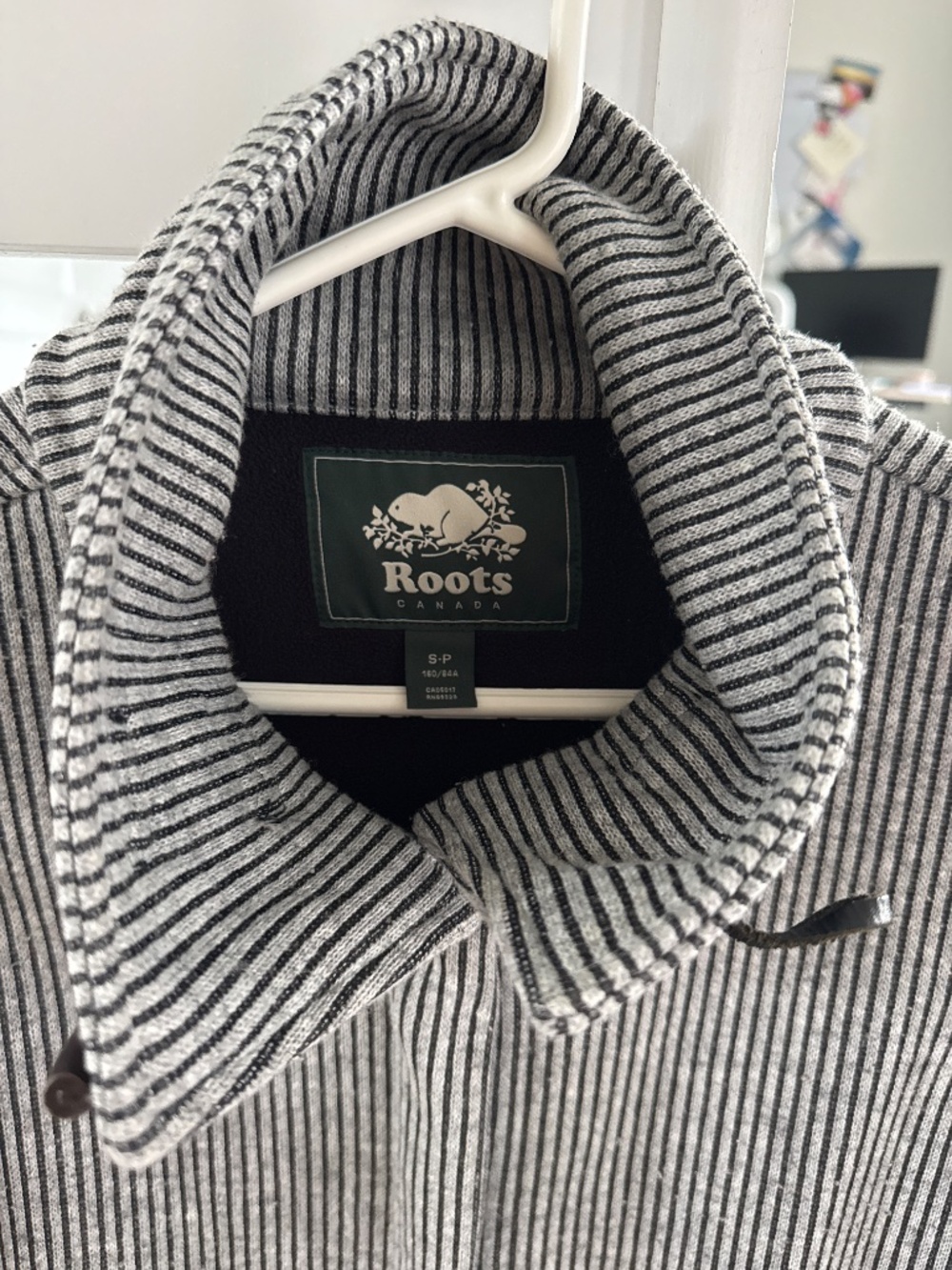 Women’s Roots fall coat - Picture 3 of 4